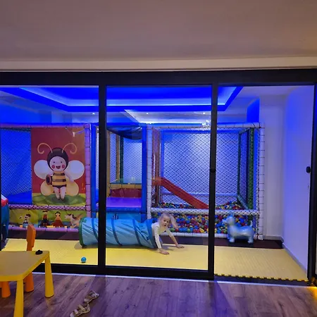 Апартаменты Luxury With Panoramic Sea View Emerald *