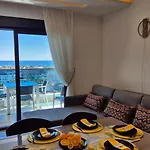 Luxury With Panoramic Sea View Emerald Apartmán